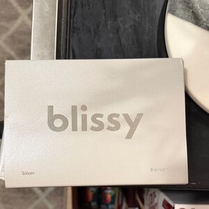 Blissy Silver Standard Pillowcase